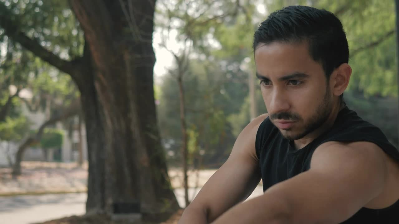 Free Stock Video Young Man Stretching In A Park Before Exercising Live Wallpaper - Free Download