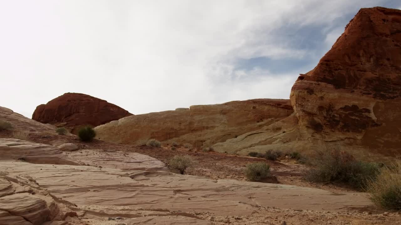 Stock Video Desert With Rock Formations Live Wallpaper For PC - Free Download