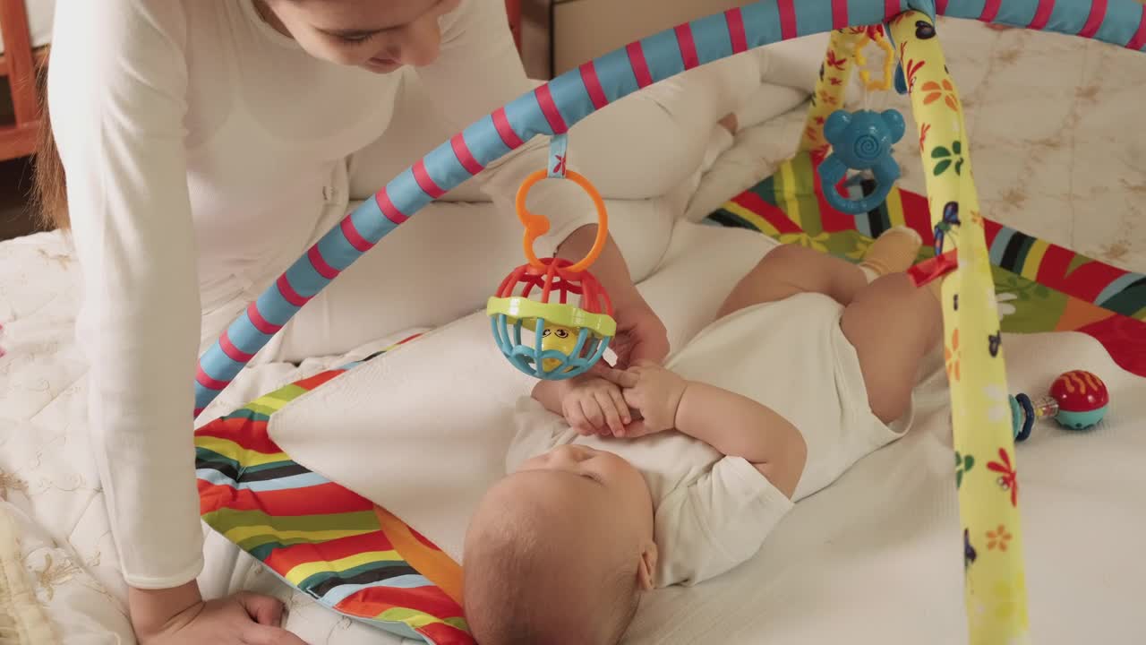 Stock Video Little Sister Plays With Her Baby Brother Animated Wallpaper - Free Download