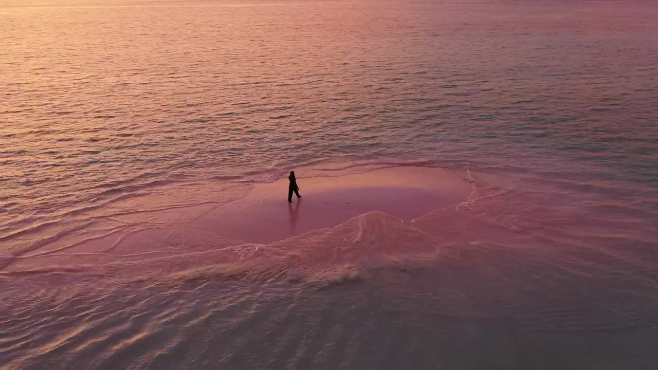 Free Stock Video Sandbar Island In The Middle Of The Sea At Sunset Live Wallpaper - Free Download