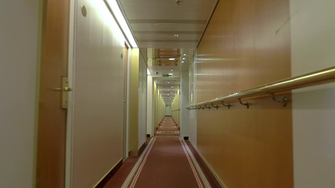 Stock Video Inside A Hotel Corridor Animated Wallpaper - Free Download
