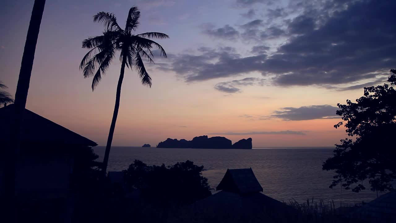 Free Stock Video Silhouette Of A Beach During Sunset Live Wallpaper - Free Download