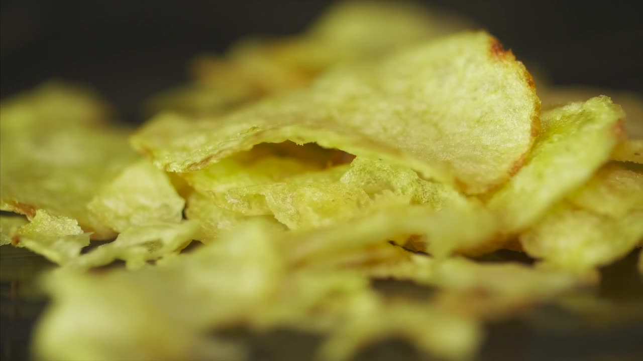 Free Video Stock Spinning Potato Chips Live Wallpaper - Free Download