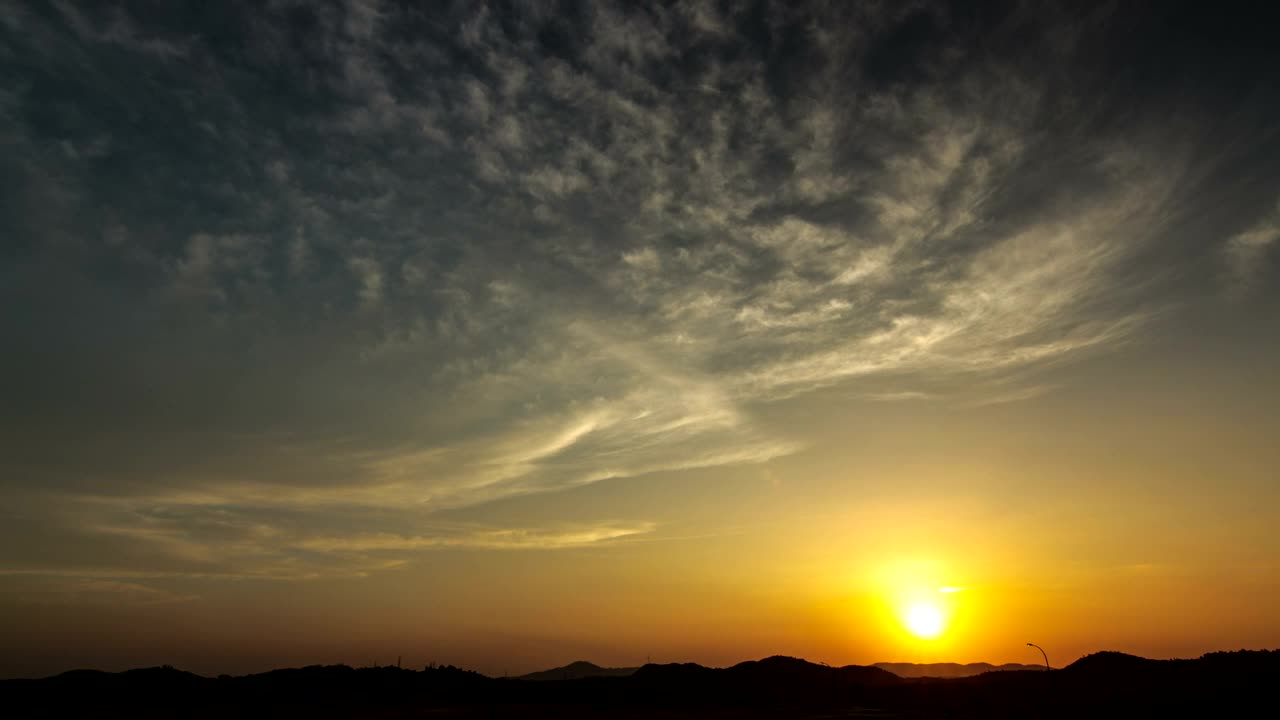 Free Video Stock Sun Setting Across Dark Hills Live Wallpaper - Free Download