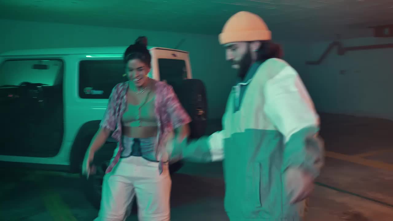 Free Stock Video Urban Friends Dancing Hiphop Live Wallpaper - Free Download