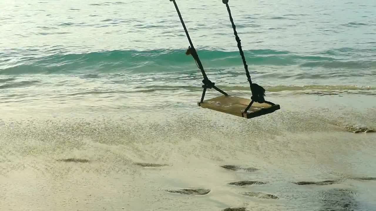 Free Stock Video Rope Swings On A Sandy The Beach Live Wallpaper - Free Download