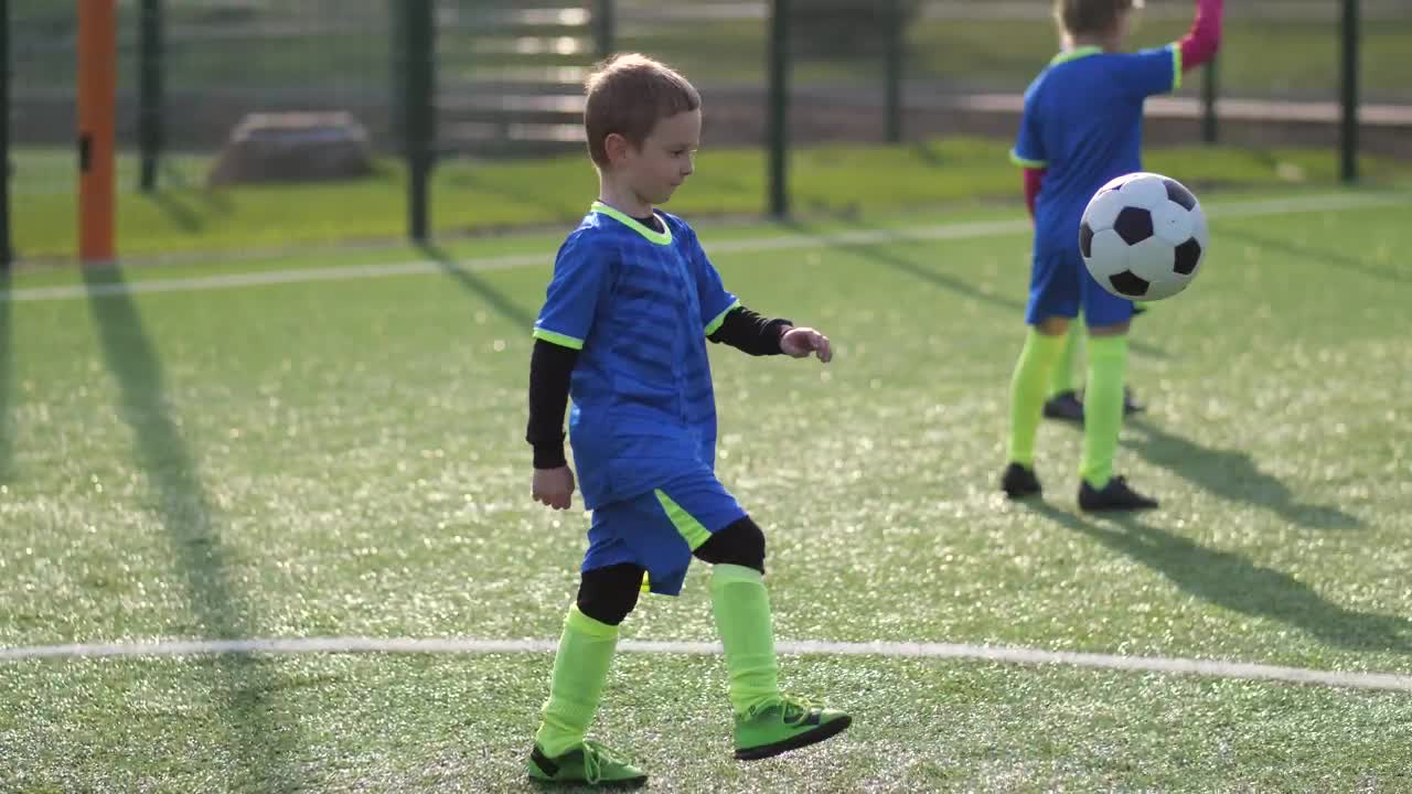 Free Video Stock Soccer Player Kicking A Ball During Training Live Wallpaper - Free Download