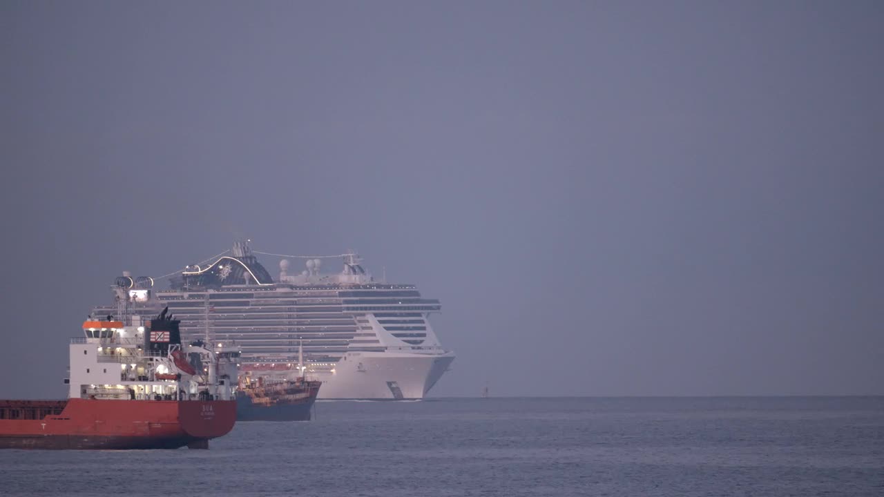Stock Video Ferry Boat And Cargo Ships Live Wallpaper For PC - Free Download