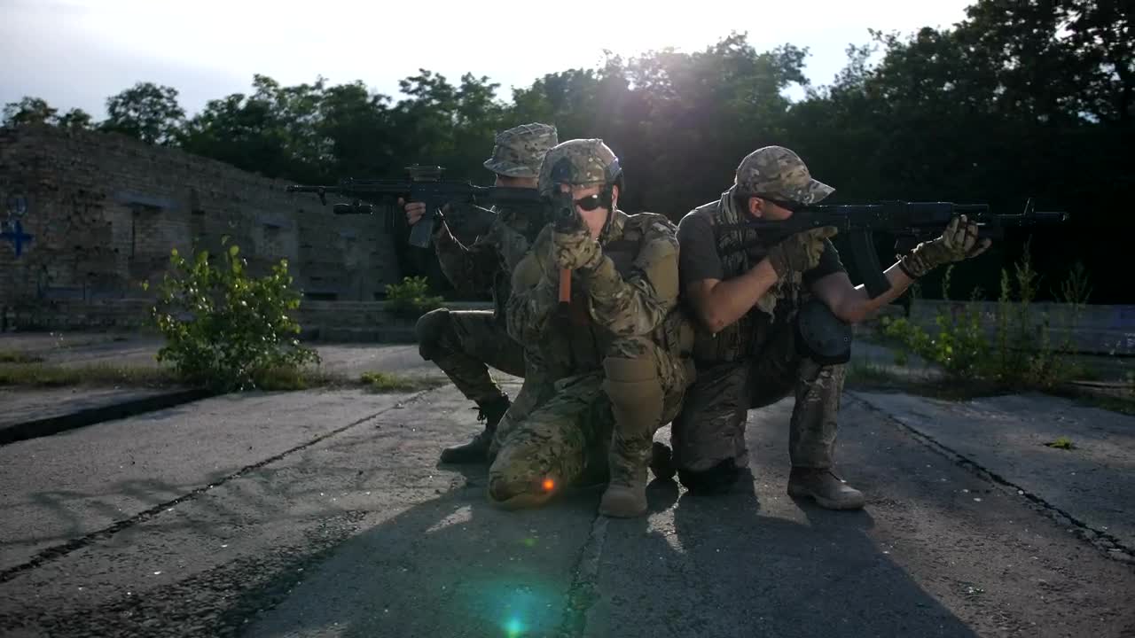 Stock Video Marines Aiming Their Weapon Animated Wallpaper - Free Download