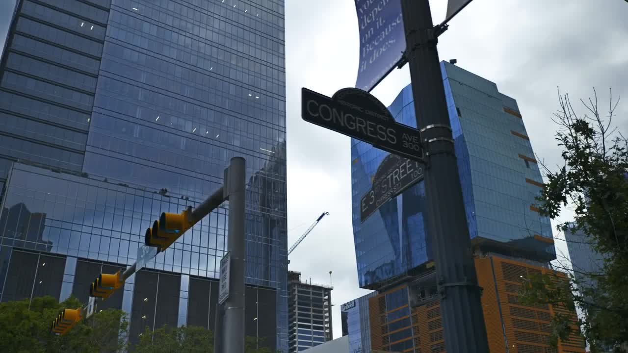Free Stock Video Upward View From A Corner Of A Big City Live Wallpaper - Free Download