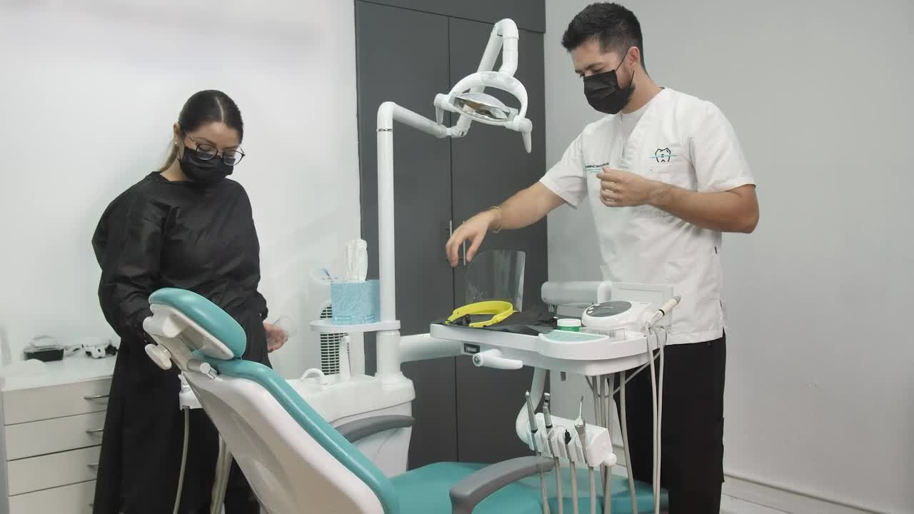 Stock Video Dentist Preparing To Work Live Wallpaper For PC - Free Download