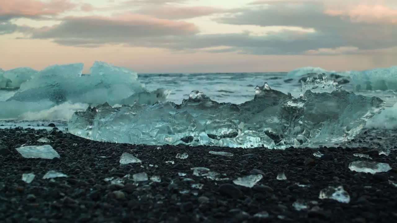 Stock Video Ice Chunks On The Coast Animated Wallpaper - Free Download