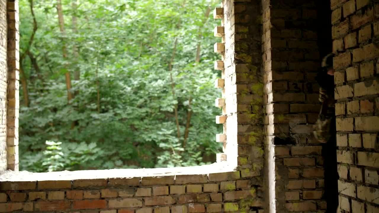 Free Video Stock Soldiers Slowly Clearing The Halls Live Wallpaper - Free Download