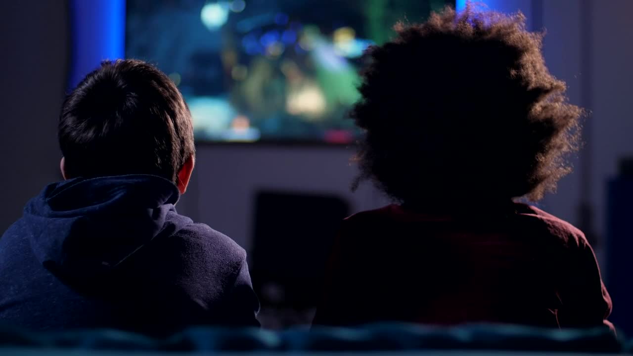 Free Video Stock teens playing a video game Live Wallpaper - Free Download