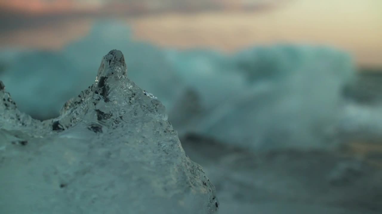 Stock Video Icebergs Breaking On The Shore Animated Wallpaper - Free Download