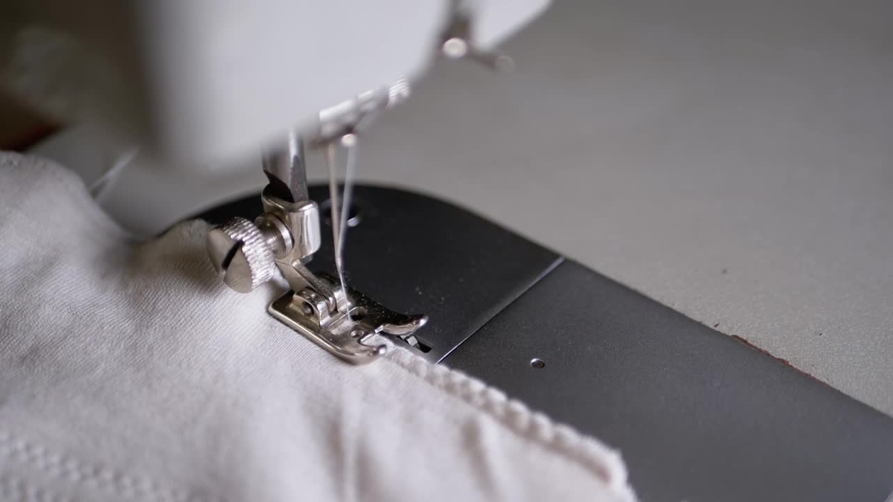 Free Stock Video Sewing Machine Needle In Slow Motion Live Wallpaper - Free Download