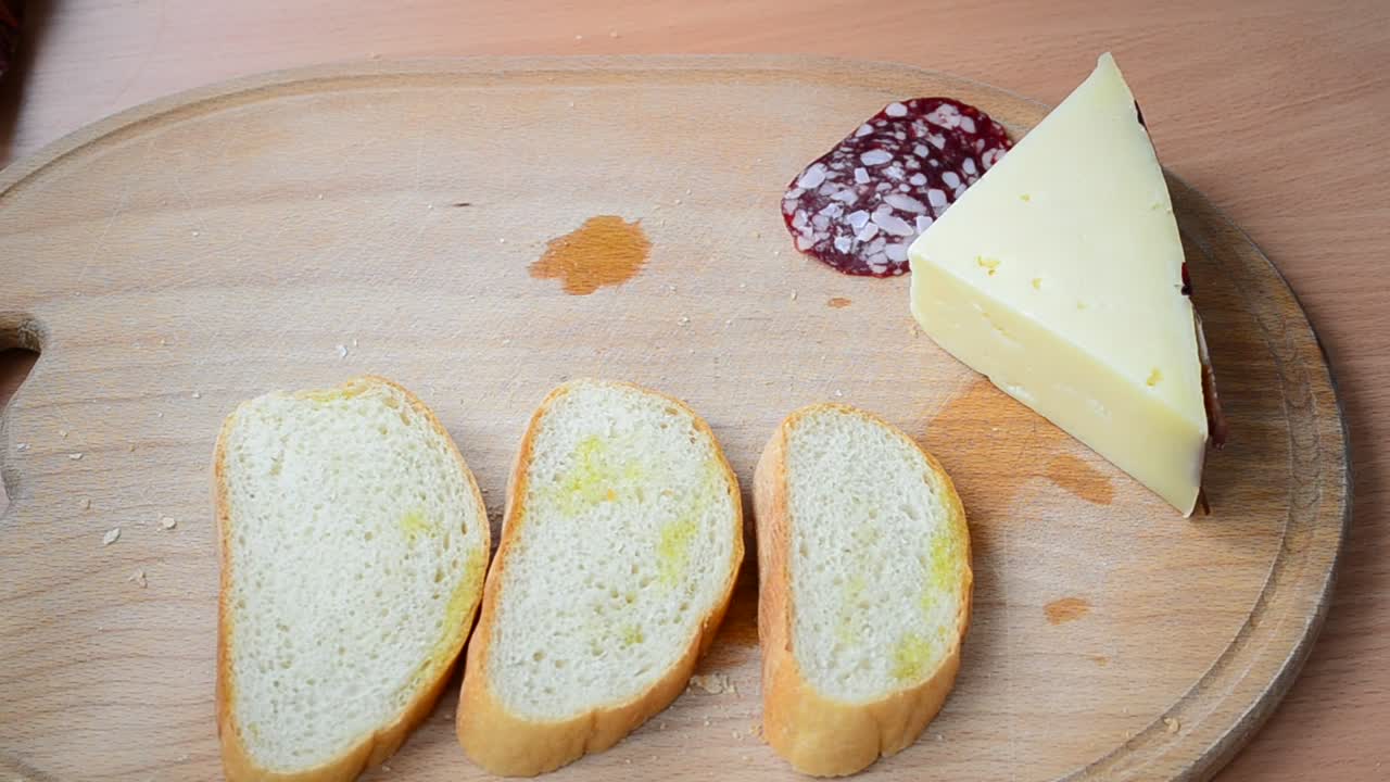 Stock Video Laying Out Sandwich Ingredients Animated Wallpaper - Free Download