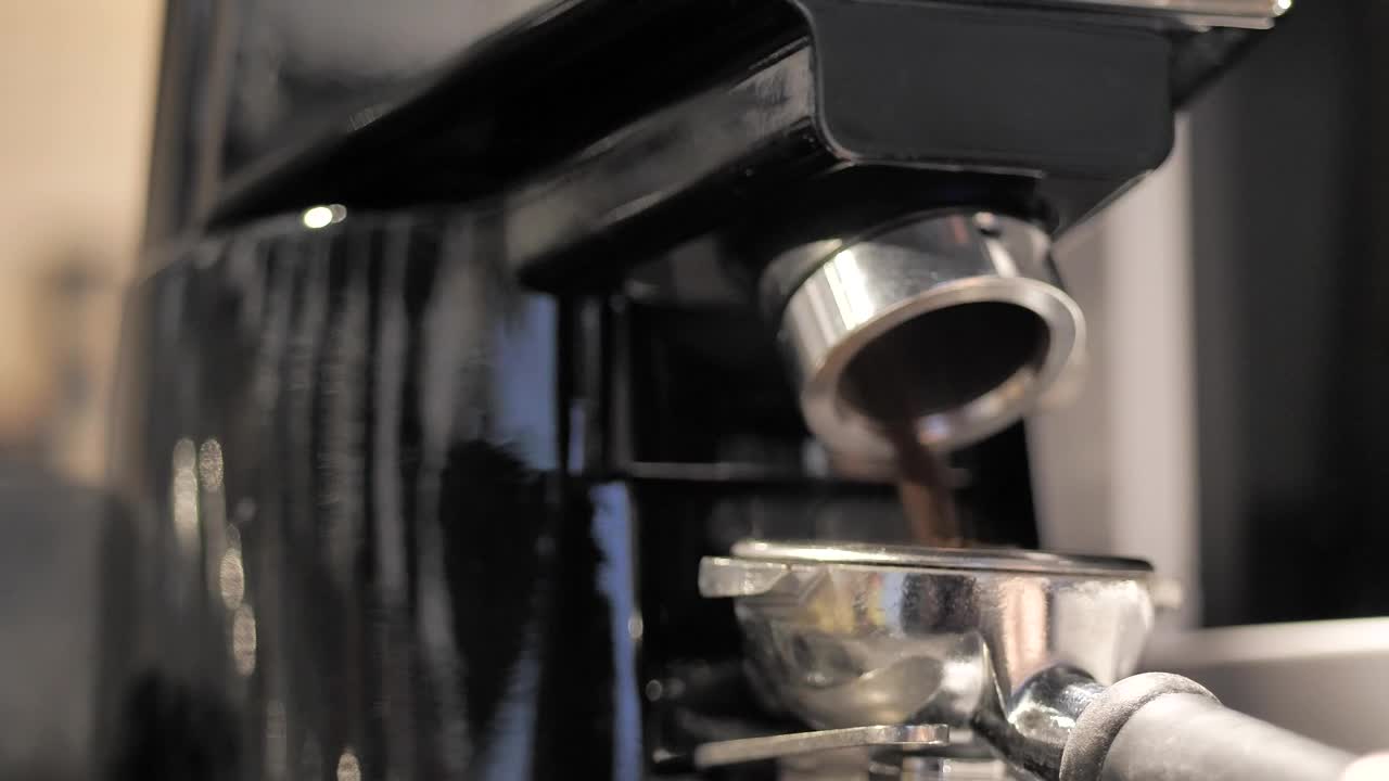 Stock Video Coffee Maker Making Coffee Live Wallpaper For PC - Free Download