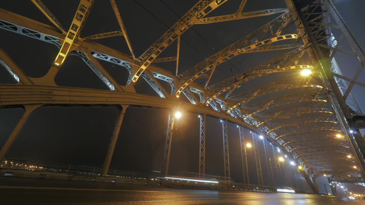 Stock Video Night Traffic Heading Over A Tall Bridge Live Wallpaper - Free Download