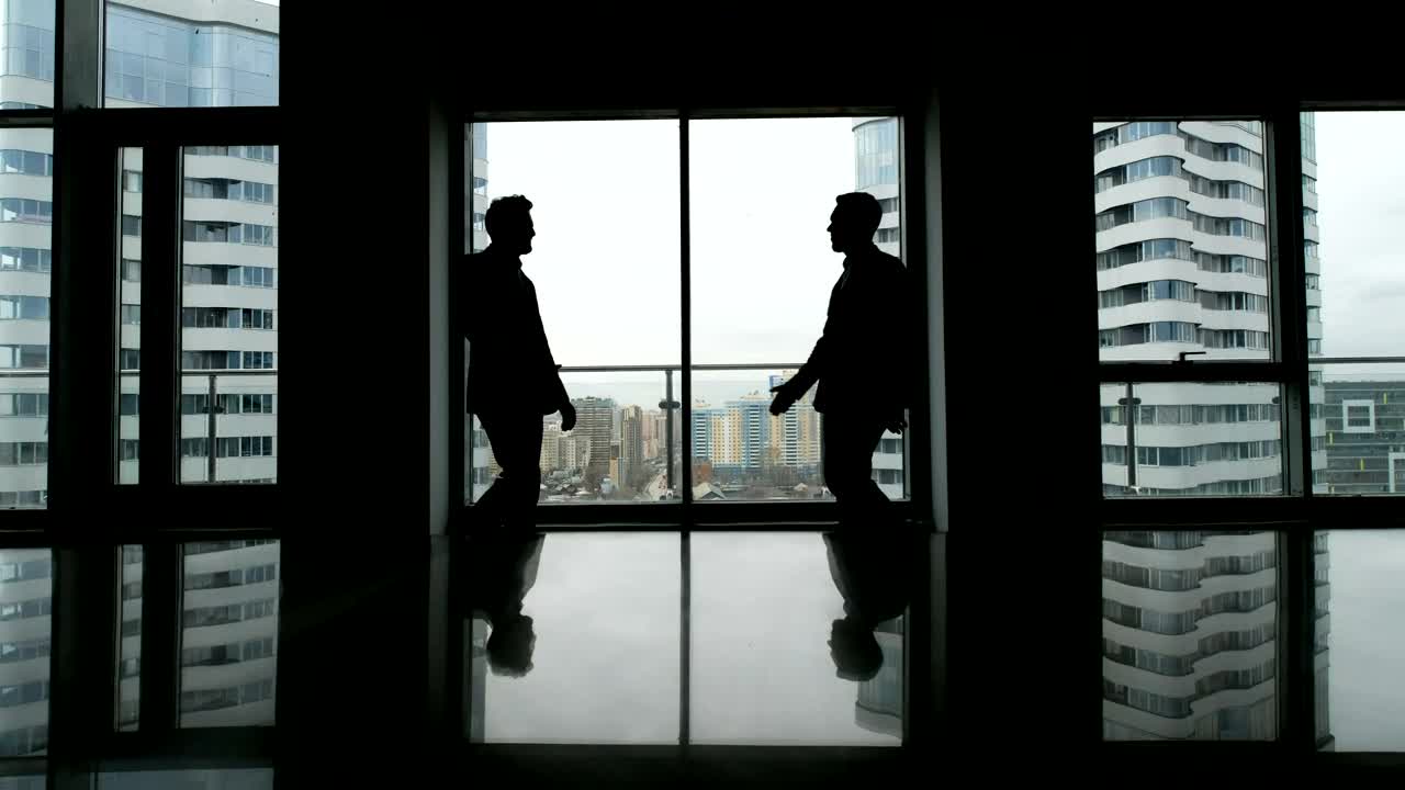 Free Stock Video Silhouette Of Business Handshake In Skyscraper Live Wallpaper - Free Download