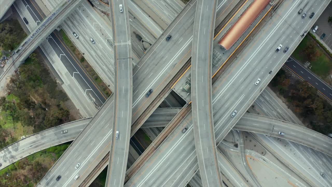 Stock Video Judge Pregerson Highway Top Shot Animated Wallpaper - Free Download