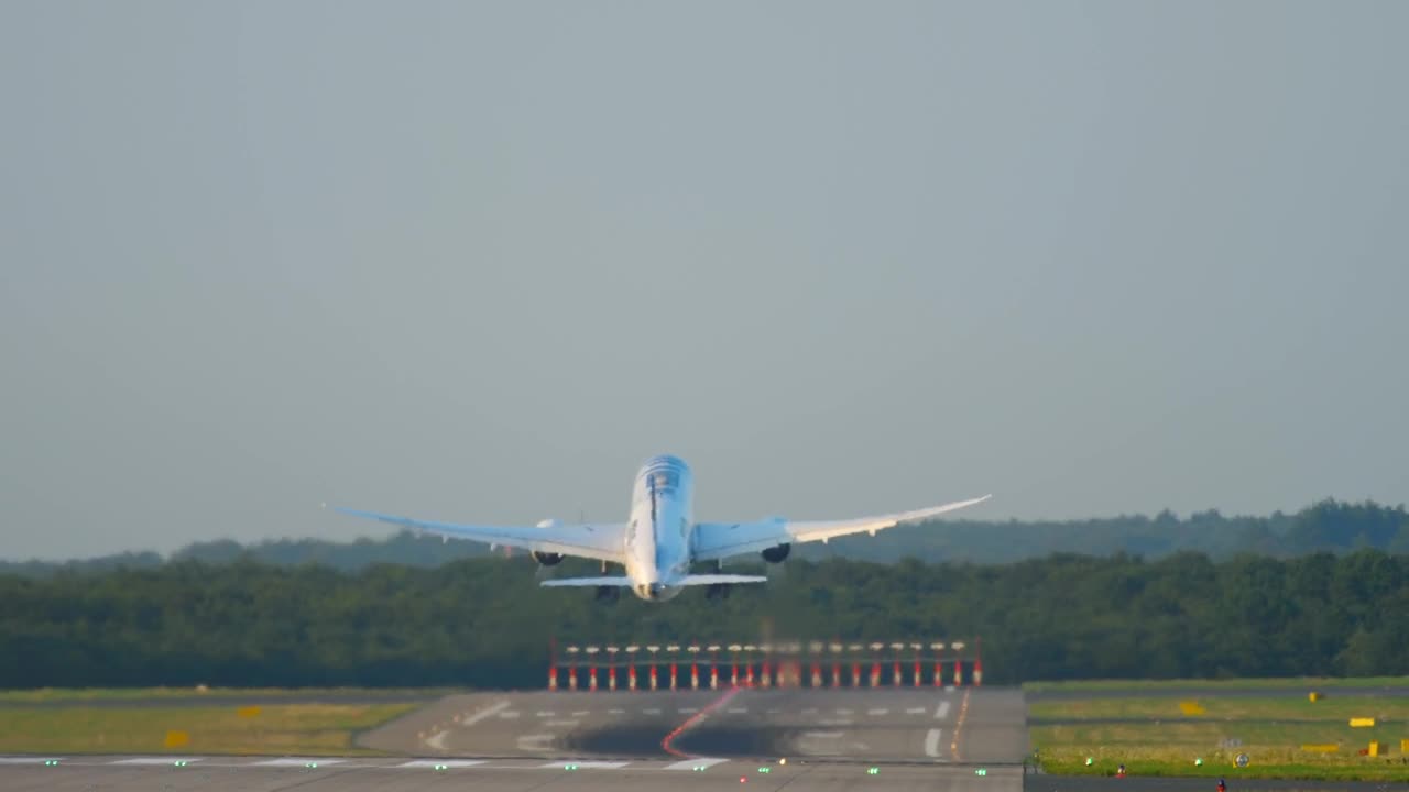 Stock Video Full Shot Of An Airplane Taking Off The Track Live Wallpaper For PC - Free Download