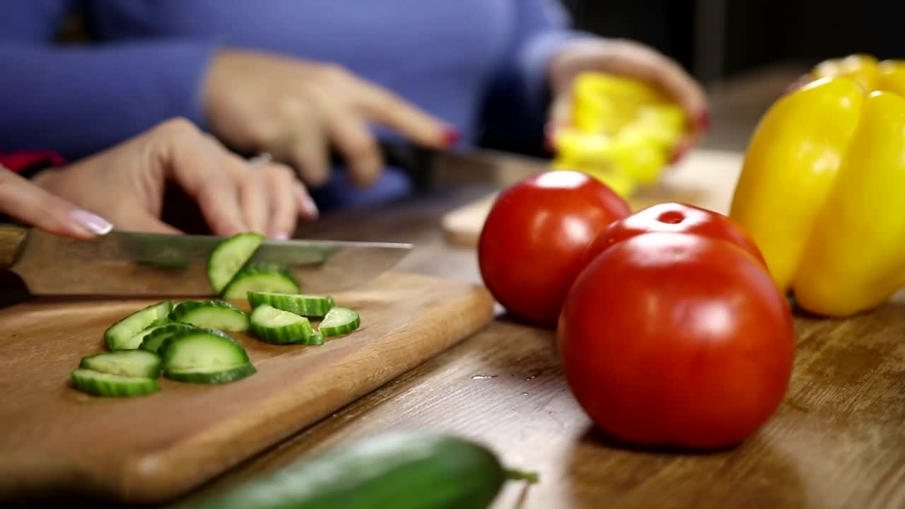 Video Stock Chopping Fresh Vegetables Live Wallpaper For PC - Free Download