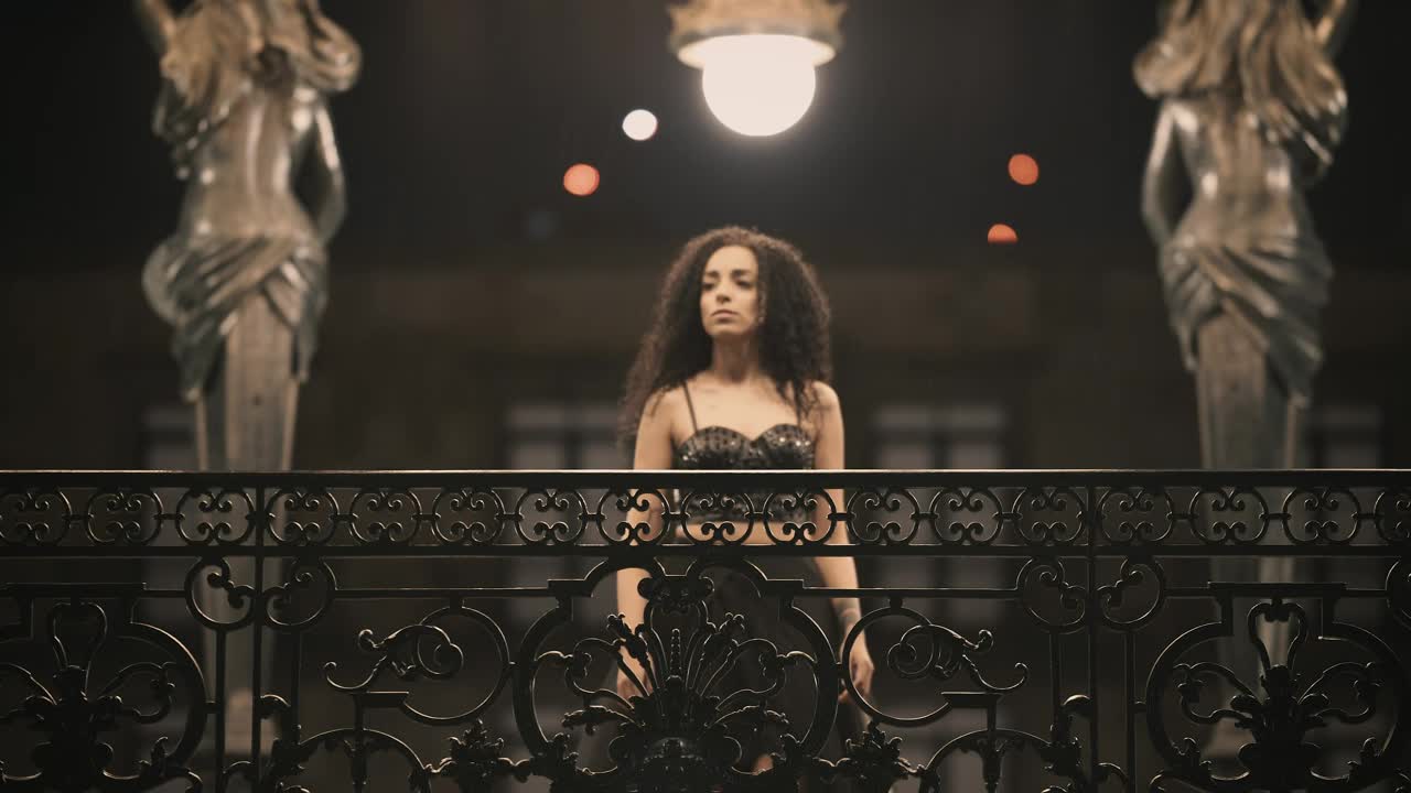 Stock Video Elegant Woman Waiting In A Kiosk Live Wallpaper For PC - Free Download