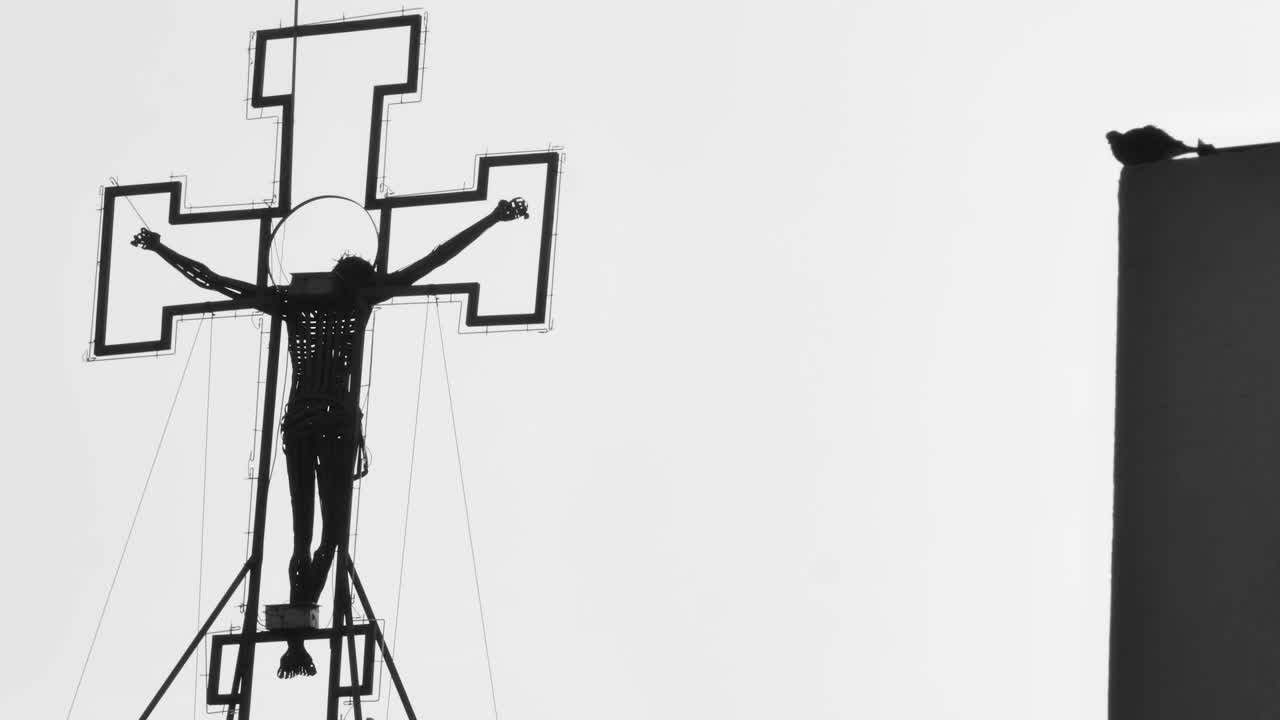 Stock Video Metallic Structure Of A Crucified Chris Animated Wallpaper - Free Download