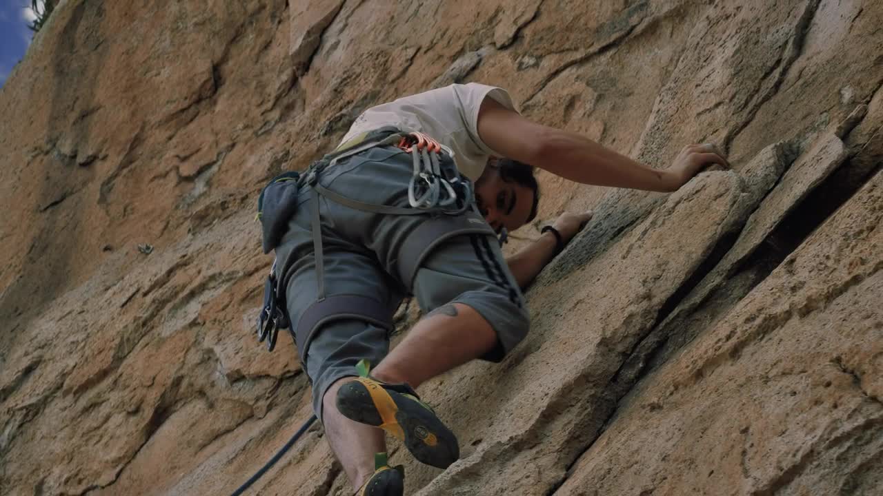 Video Stock Practicing Mountaineering On A Mountain Live Wallpaper Free - Free Download
