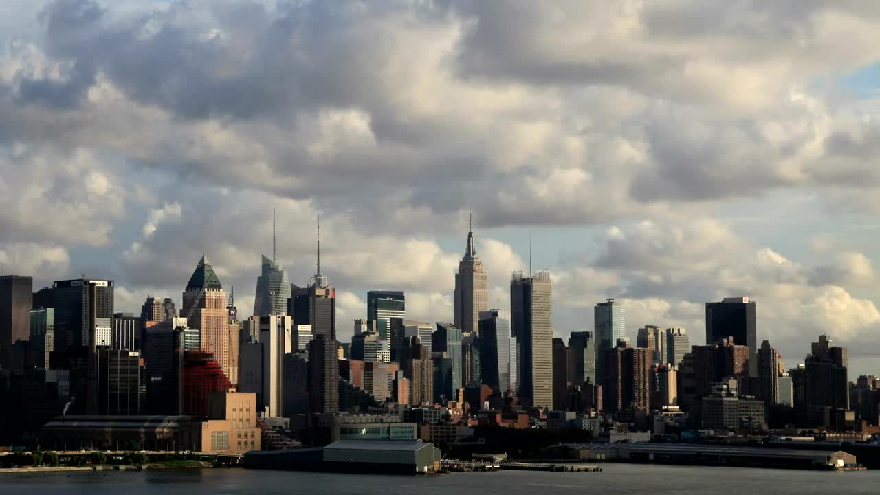 Free Stock Video Shadows Covering Nyc Live Wallpaper - Free Download