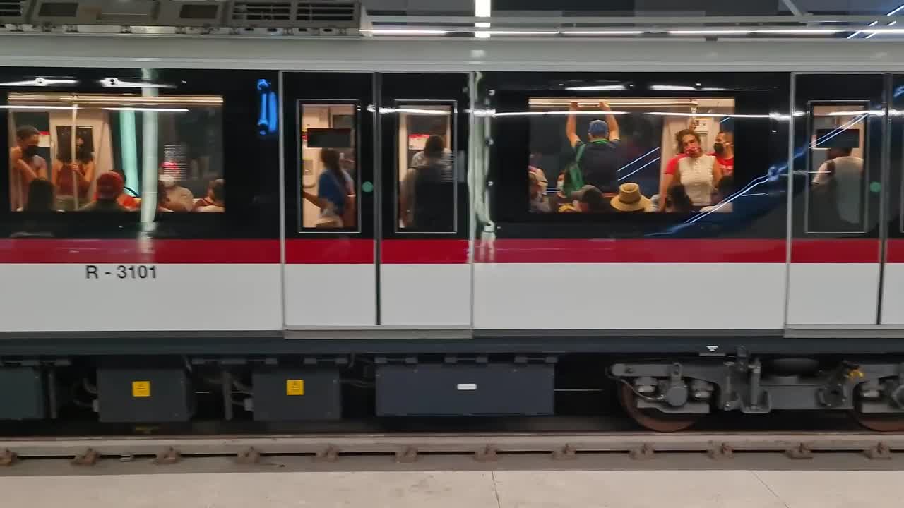 Free Video Stock Subway Cars Departing From An Underground Station Live Wallpaper - Free Download