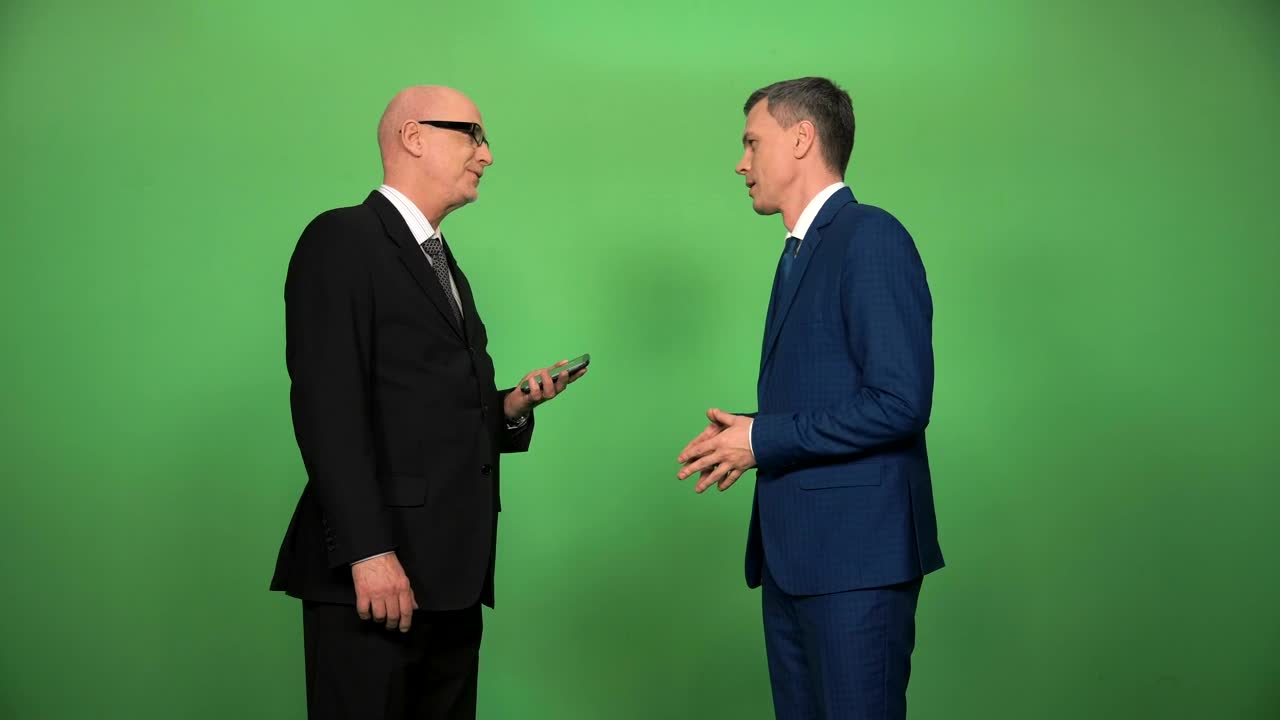Free Video Stock to businessman having a conversation Live Wallpaper - Free Download
