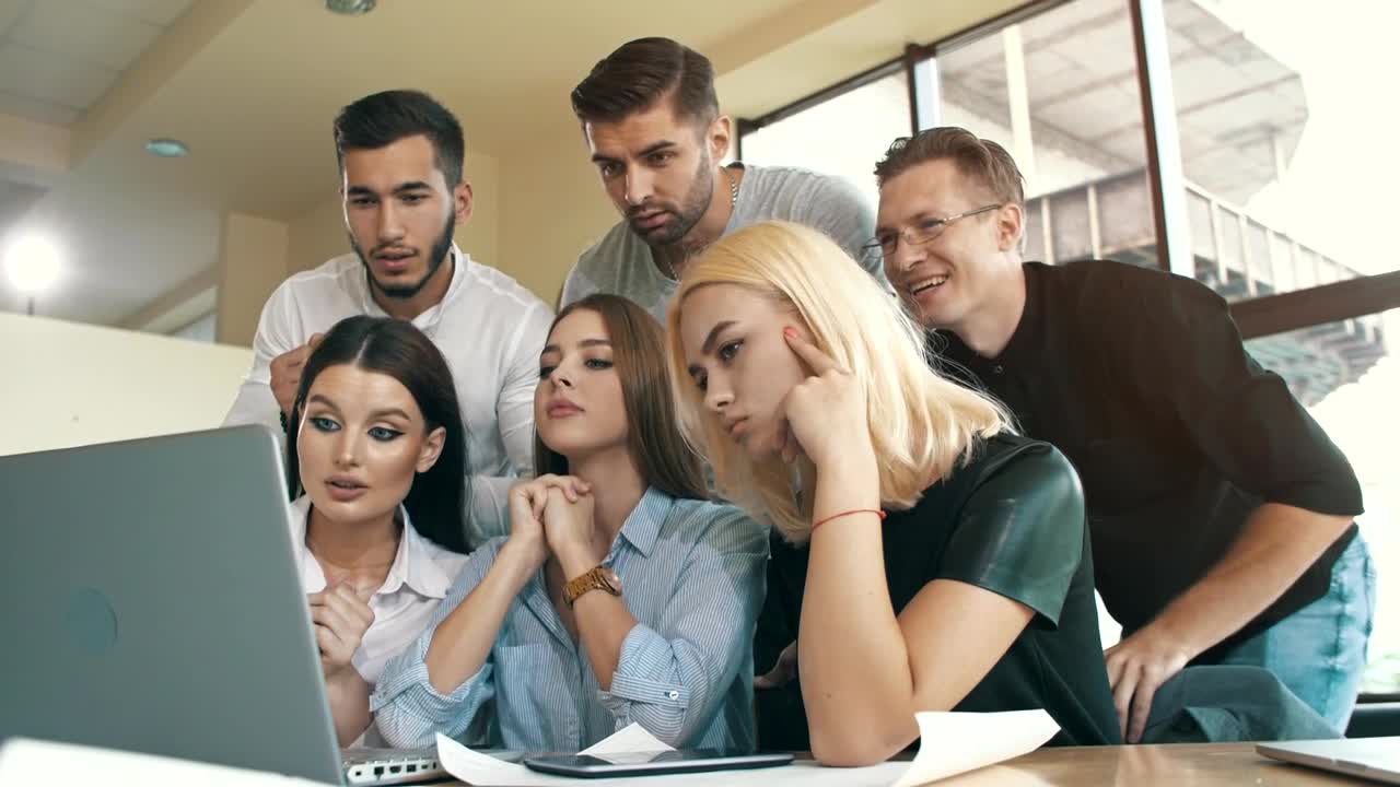 Free Stock Video Workgroup Gets Excited About A Deal Closed Live Wallpaper - Free Download