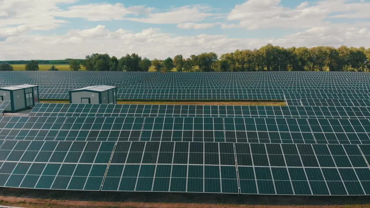 Free Video Stock Solar Panel Energy Farm In The Countryside Live Wallpaper - Free Download