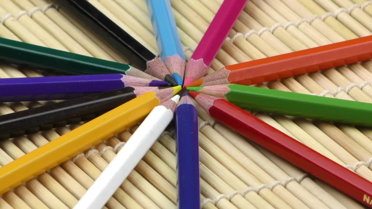 Stock Video Colored Pencils Joined By The Tips Live Wallpaper For PC - Free Download