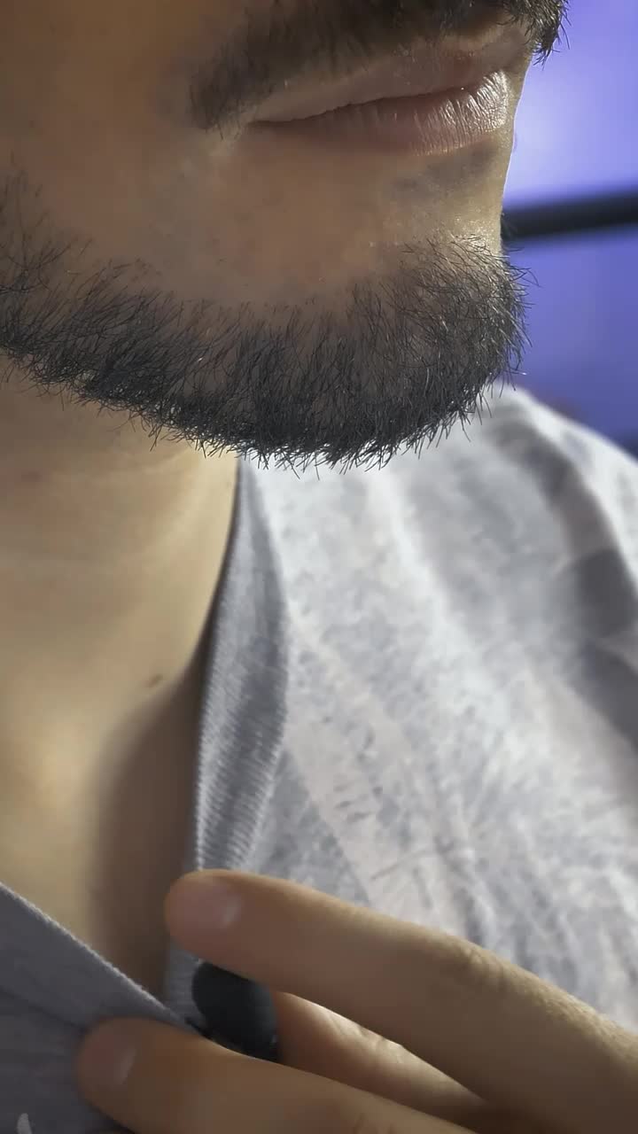 Free Stock Video Video Blogger Testing His Microphone Live Wallpaper - Free Download