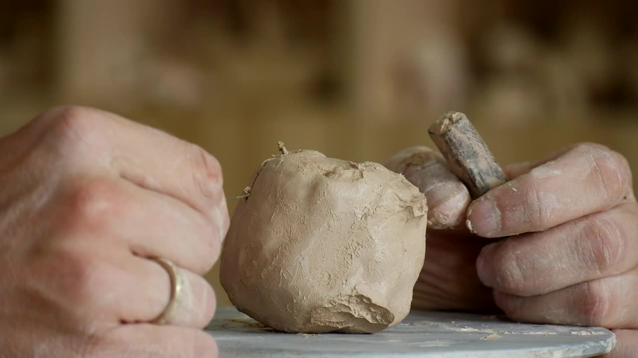 Stock Video Hands Cutting The Clay With A Wire Live Wallpaper For PC - Free Download