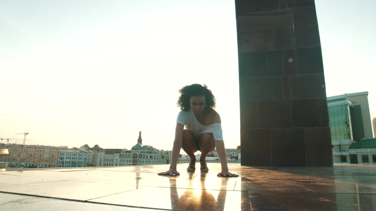 Stock Video Girl Dancing Contemporary Dance On Top Of A City Live Wallpaper For PC - Free Download