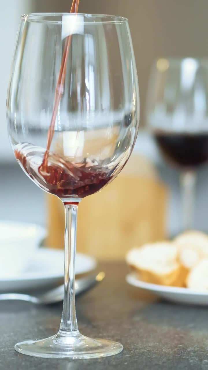 Free Stock Video Serving Wine In A Glass Viewed In Detail Live Wallpaper - Free Download