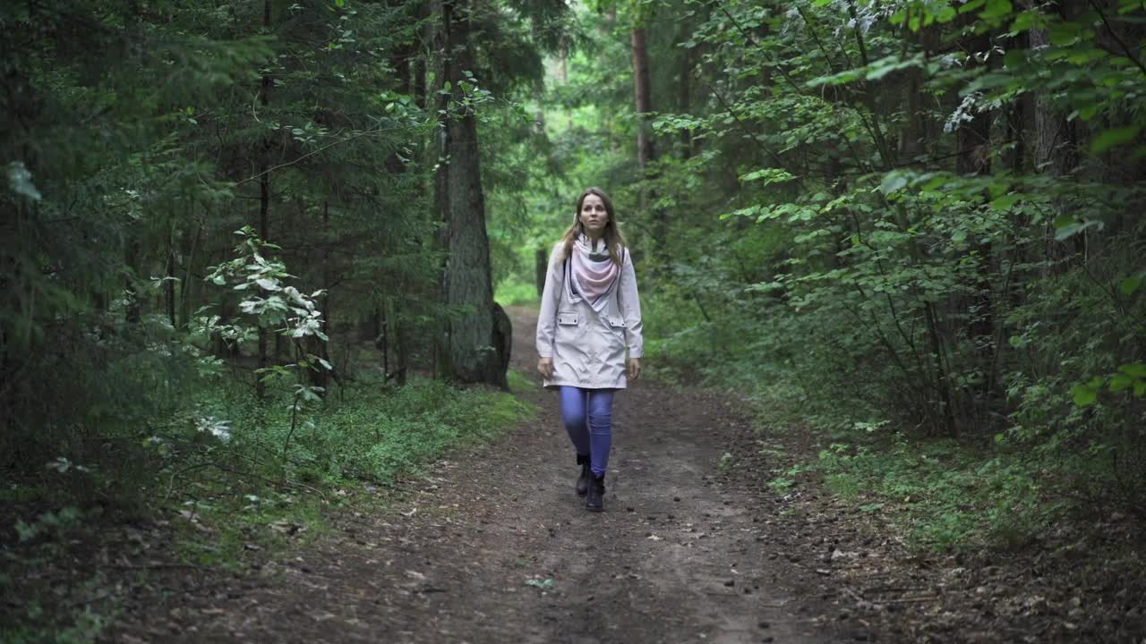 Free Stock Video Young Woman Wandering In The Forest Live Wallpaper - Free Download
