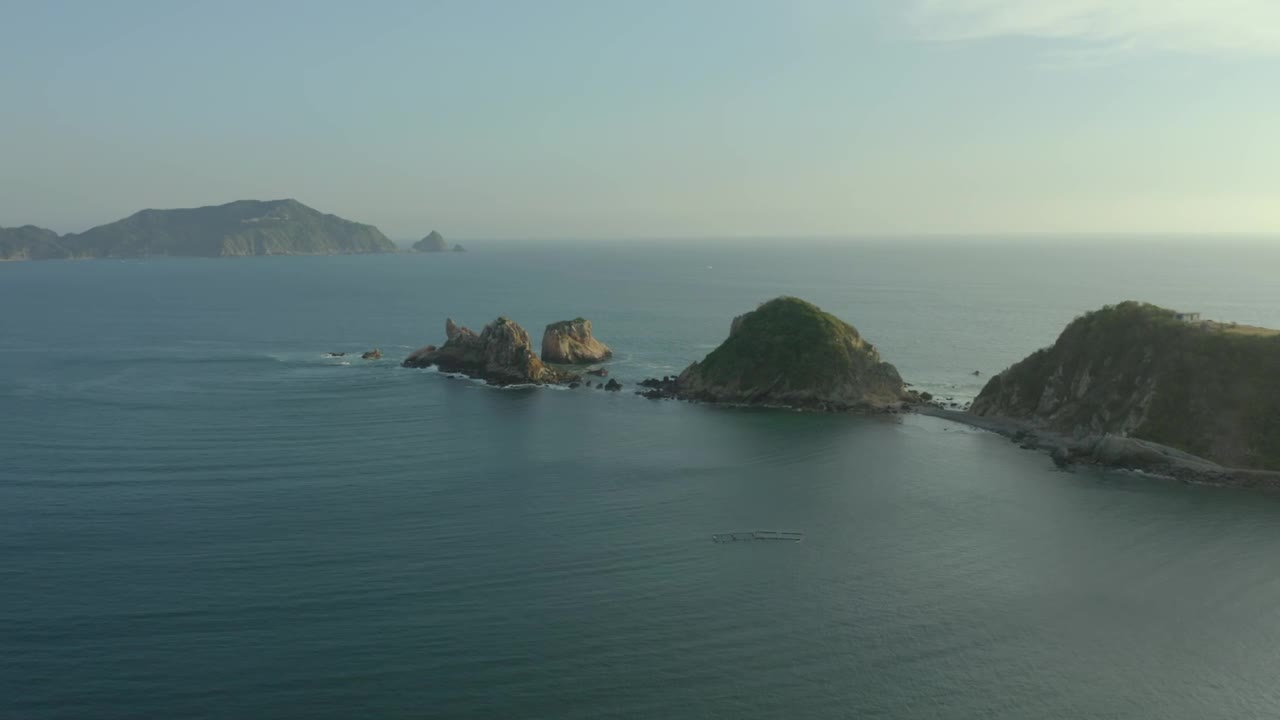 Free Video Stock Small Rocky Islands On A Peninsula Live Wallpaper - Free Download