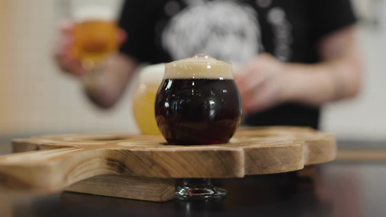 Video Stock Placing Beers On A Wooden Board Live Wallpaper Free - Free Download