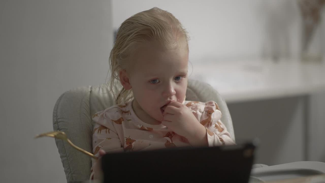 Stock Footage Watching A Cartoon While Having A Snack Live Wallpaper - Free Download