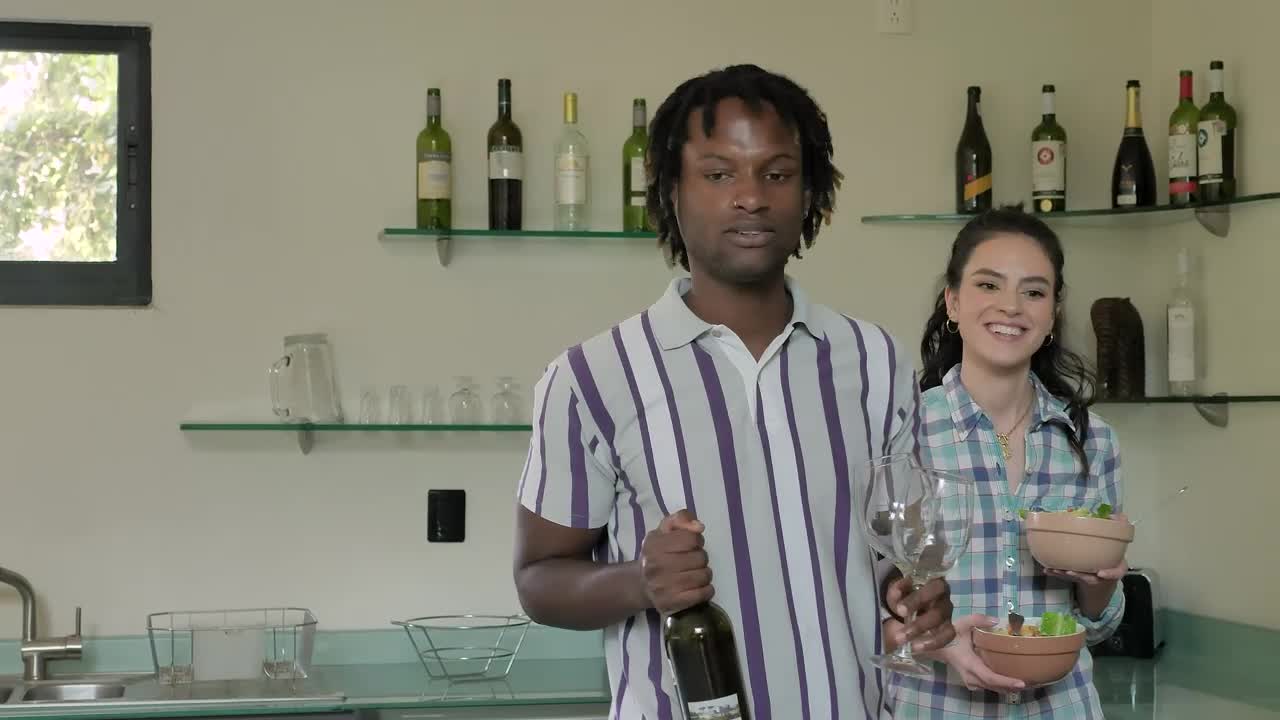Free Stock Video Vegetarian Couple Preparing To Eat Live Wallpaper - Free Download
