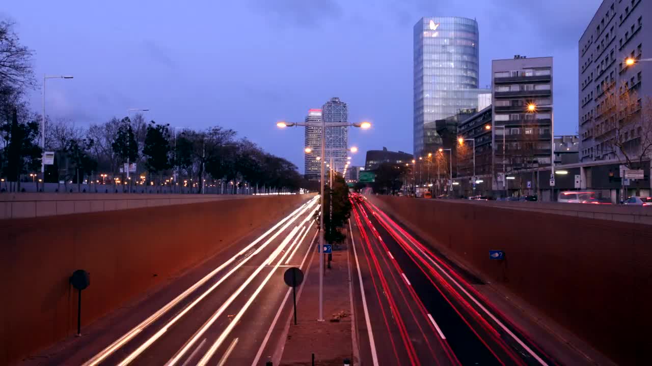 Free Video Stock traffic in an underground tunnel Live Wallpaper - Free Download