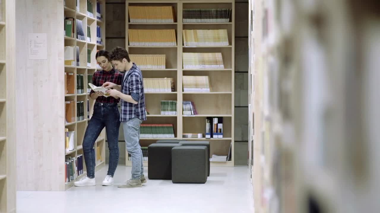 Free Video Stock Students At The Library Corridor Live Wallpaper - Free Download