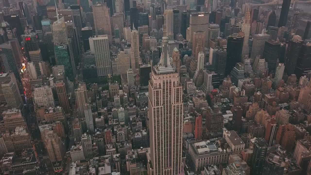 Stock Video High View Of The Empire State Building Animated Wallpaper - Free Download