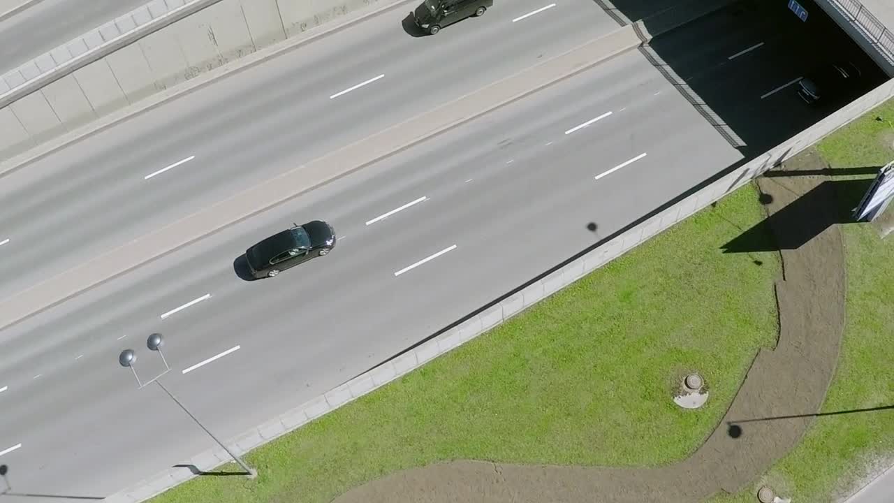 Free Video Stock Summer Traffic Over A Metal Bridge Live Wallpaper - Free Download