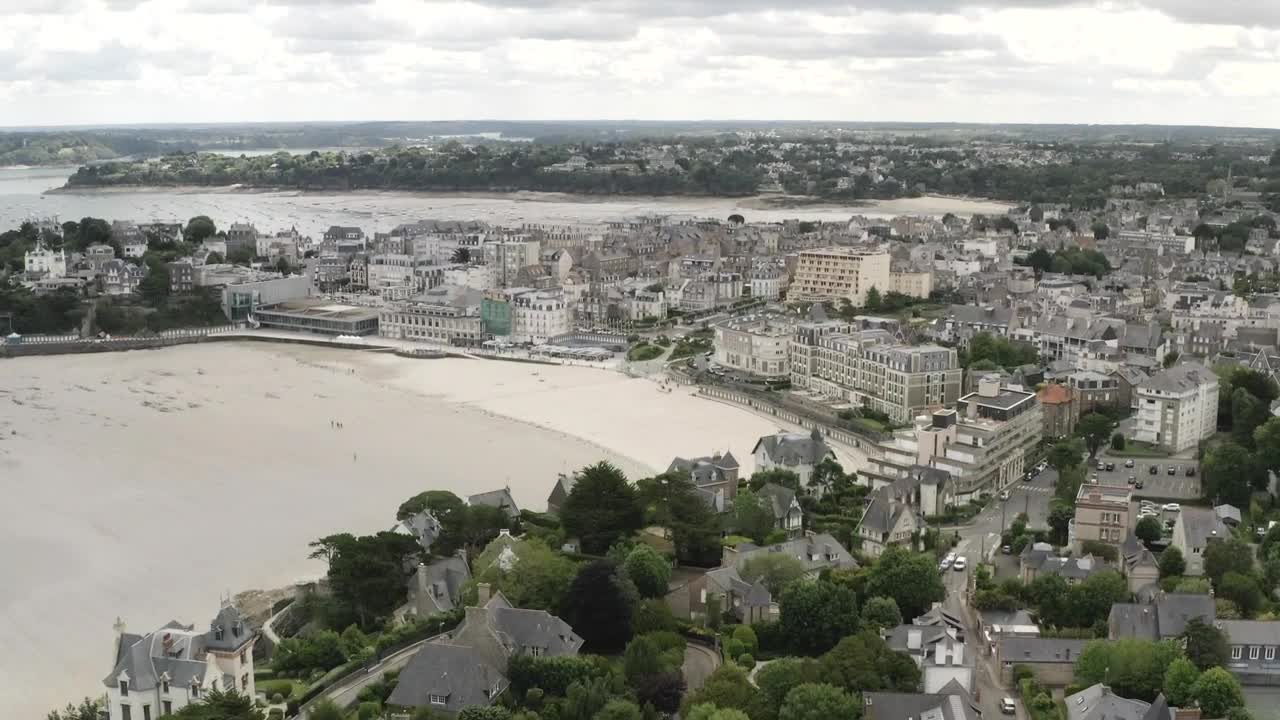 Free Video Stock town beach during low tide Live Wallpaper - Free Download